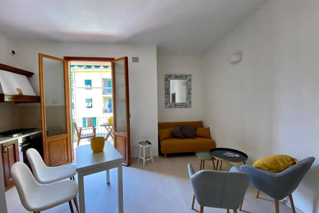 Oasi Vacation Rental Вернацца Экстерьер фото